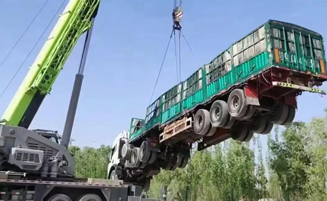 德宏傣族景颇族自治州道路脱困救援案例